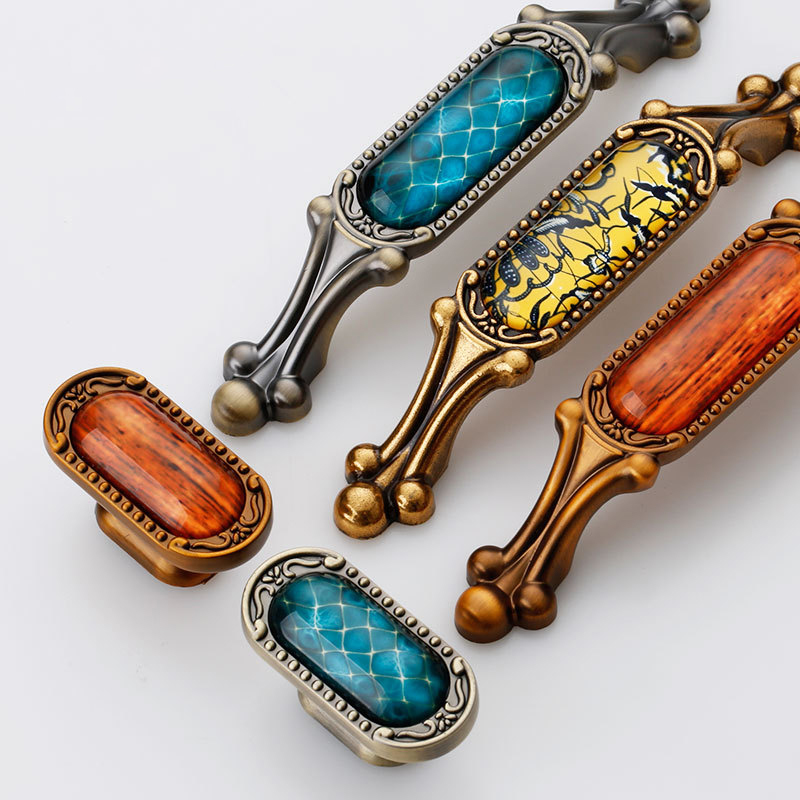 Paidu Manufacturer Chinese Classical Crystal Cabinet Door Handles Antique Wood Grain Wardrobe Handles Furniture Hardware Accessories
