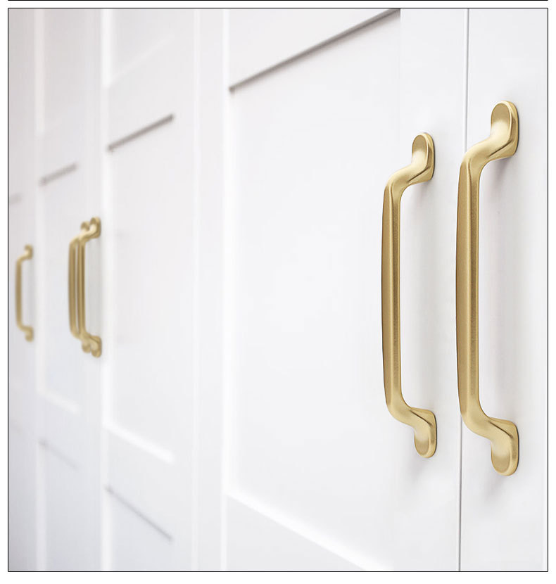 Paidu Manufacturer Golden Cabinet Drawer Handles Nordic Shoe Cabinet Handles Modern Minimalist Wardrobe Door Single-hole Pulls.